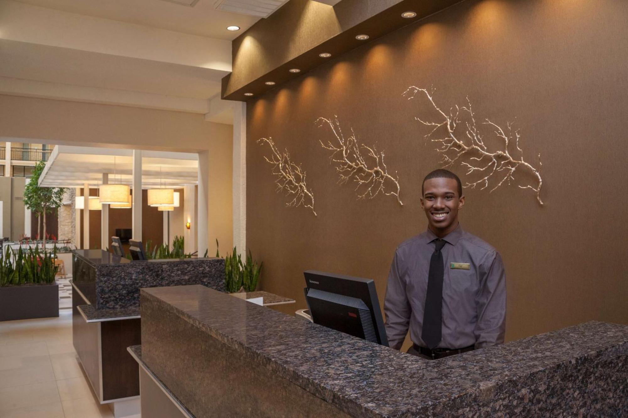 Embassy Suites Μπατόν Ρουζ Εξωτερικό φωτογραφία