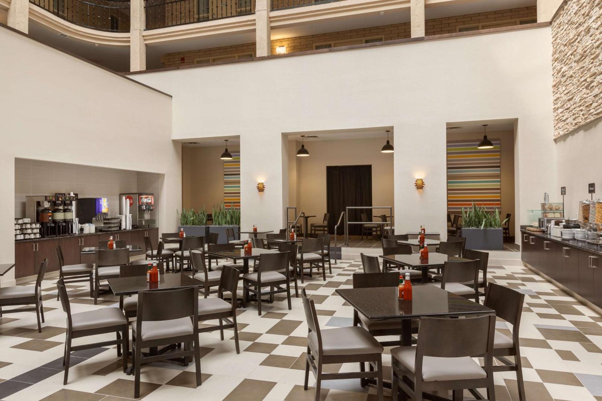 Embassy Suites Μπατόν Ρουζ Εξωτερικό φωτογραφία