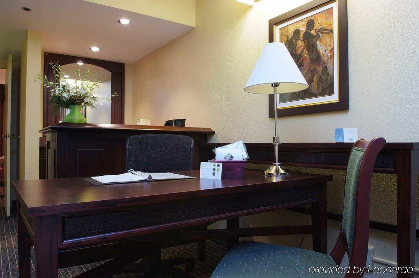 Embassy Suites Μπατόν Ρουζ Εξωτερικό φωτογραφία
